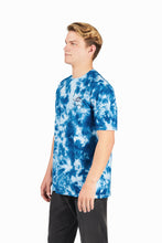 Load image into Gallery viewer, PREMIUM TIE DYE T-SHIRT WITH SEA TURTLE SCREEN